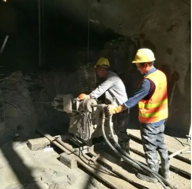 昌邑水下抗分散灌浆料特点 水下不分散注浆料介绍